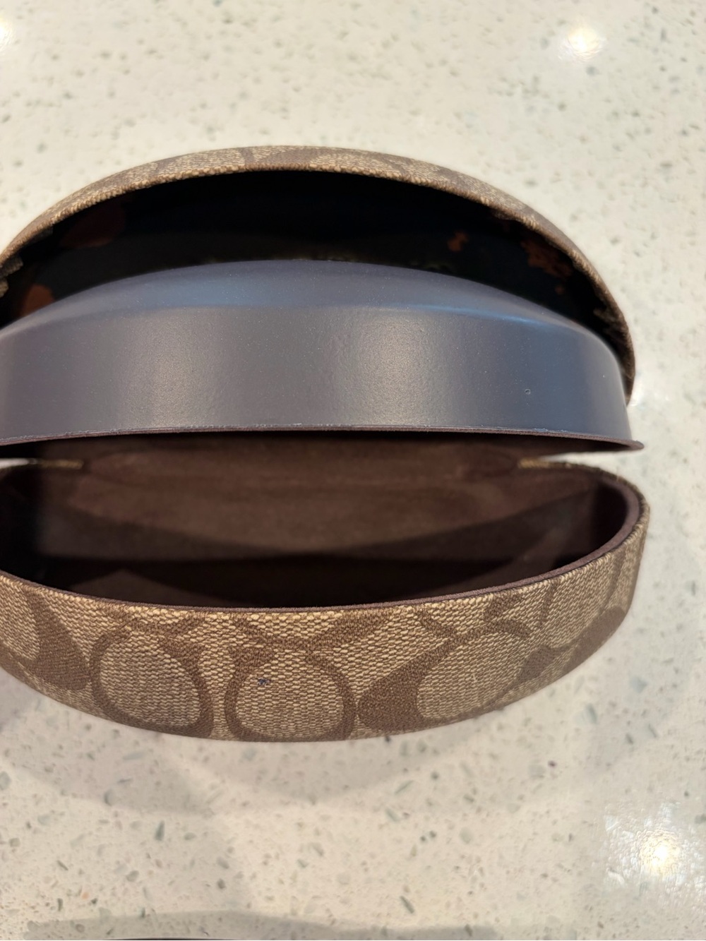 Coach dark purple sunglasses - Picture 7 of 8